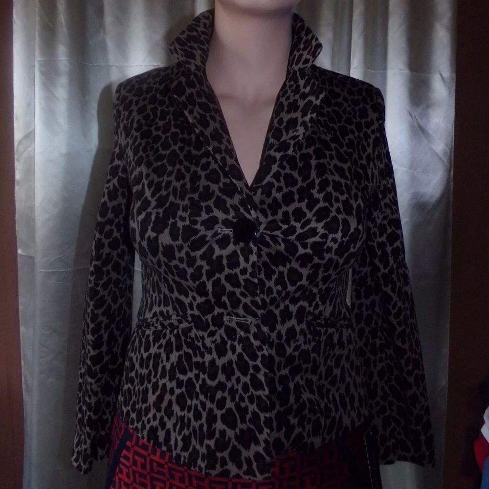 Metro style Leopard print Blazer sz. 10